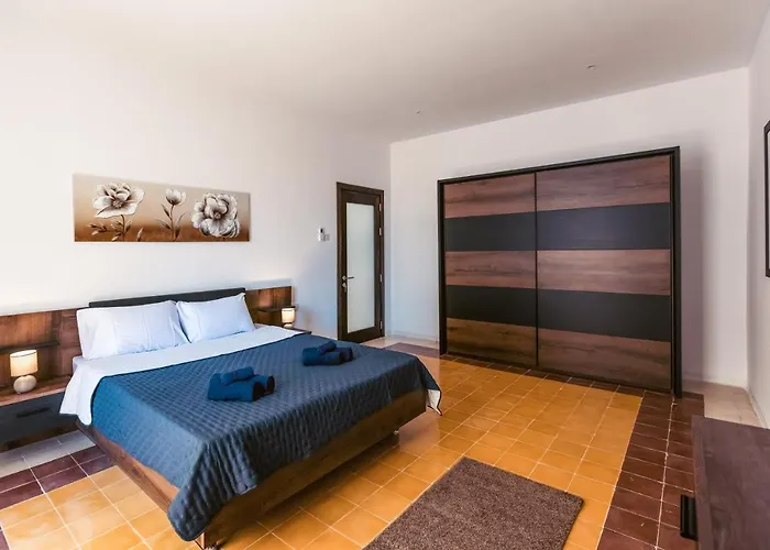 Valletta Collection - San Pawl Apartment